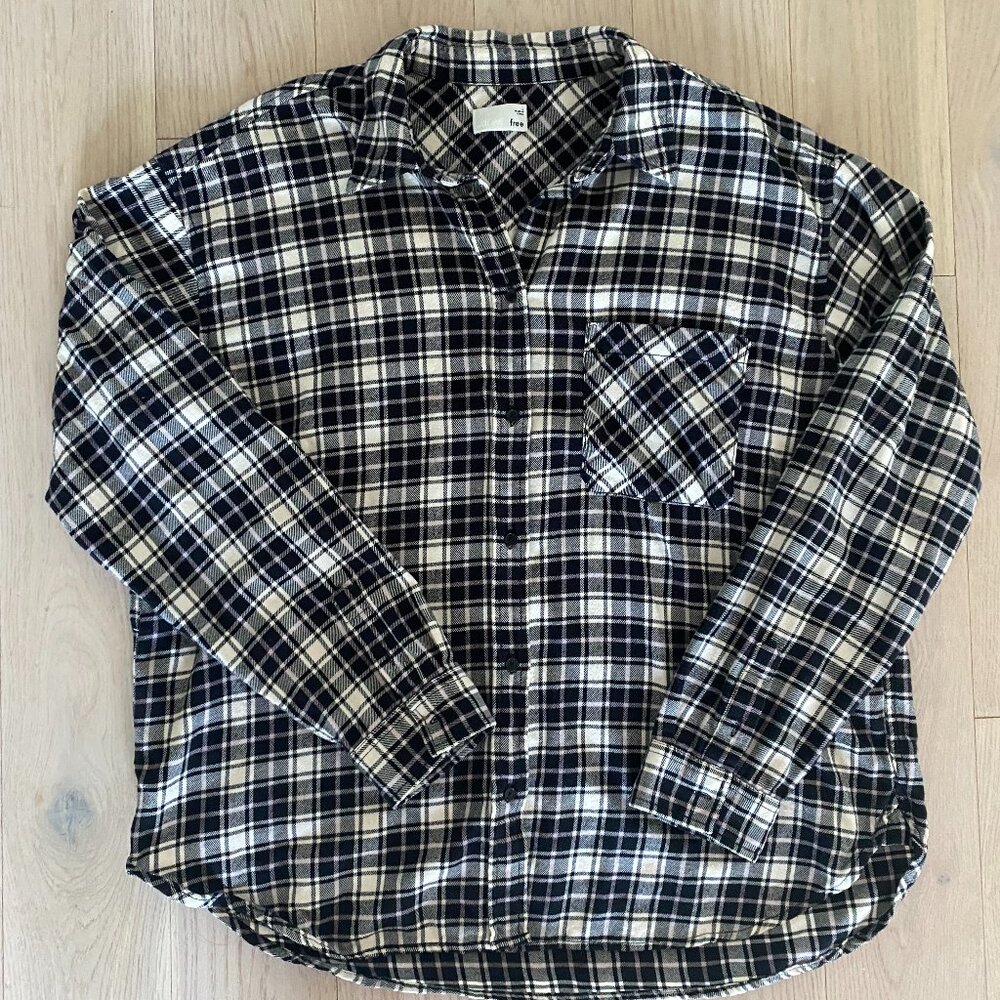 Aritzia Flannel Button-Up Shirt